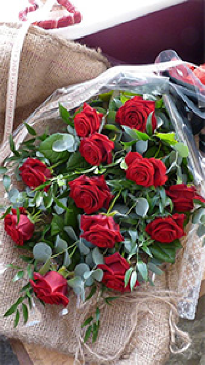 12 red roses - 12 red roses bouquet